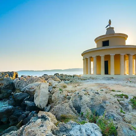 Sarakiniko With Private Pool Poros (Kefalonia)